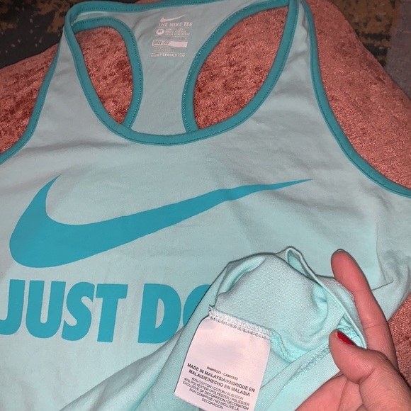 NIKE JUST DO IT Top - Picture 7 of 7